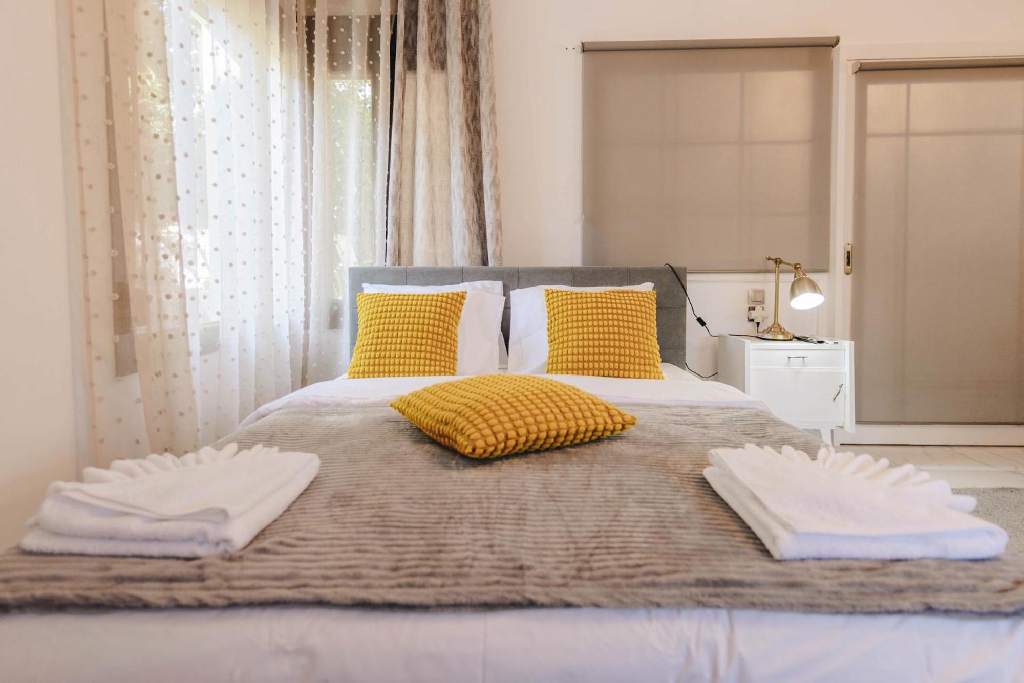 Sunrise Guesthouse Agria Exterior photo
